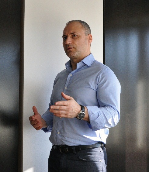 Carol Ungureanu: ‘’Da-ti voie sa te arunci in viata si asuma-ti ceea ce va urma”