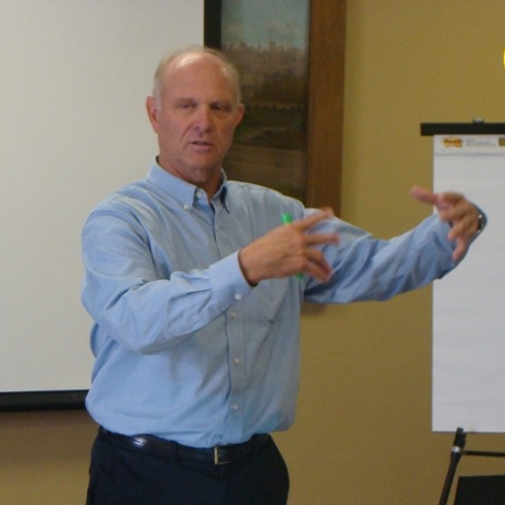 Dale S. Richards vine la Bucuresti cu instrumente moderne de business pentru antreprenori