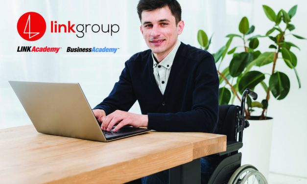 Școlarizare gratuită la LINK Academy și BusinessAcademy pentru persoanele cu handicap