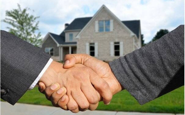 Colaborarea cu o agentie imobiliara: Cele mai clare beneficii ale acestei decizii
