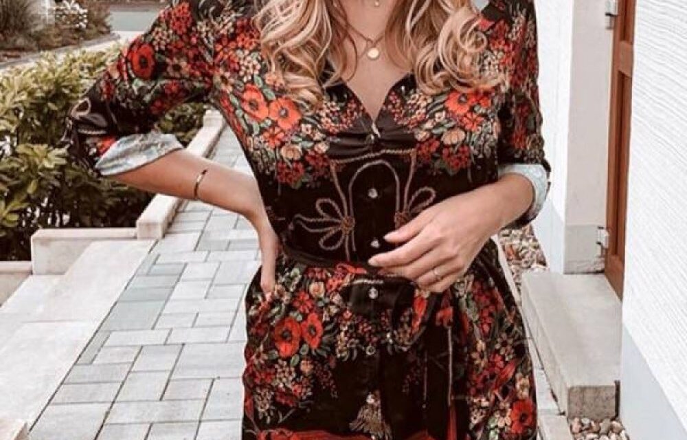 Fii mai eleganta ca oricand cu rochiile tip camasa de la Clessidra!