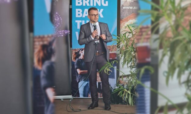 Cosmin Raileanu – Vindem-Ieftin.ro: ,,Nu am asteptat niciodata momentul potrivit, pentru ca ACUM  este mai important decat orice mi-ar putea oferi secunda viitoare.”