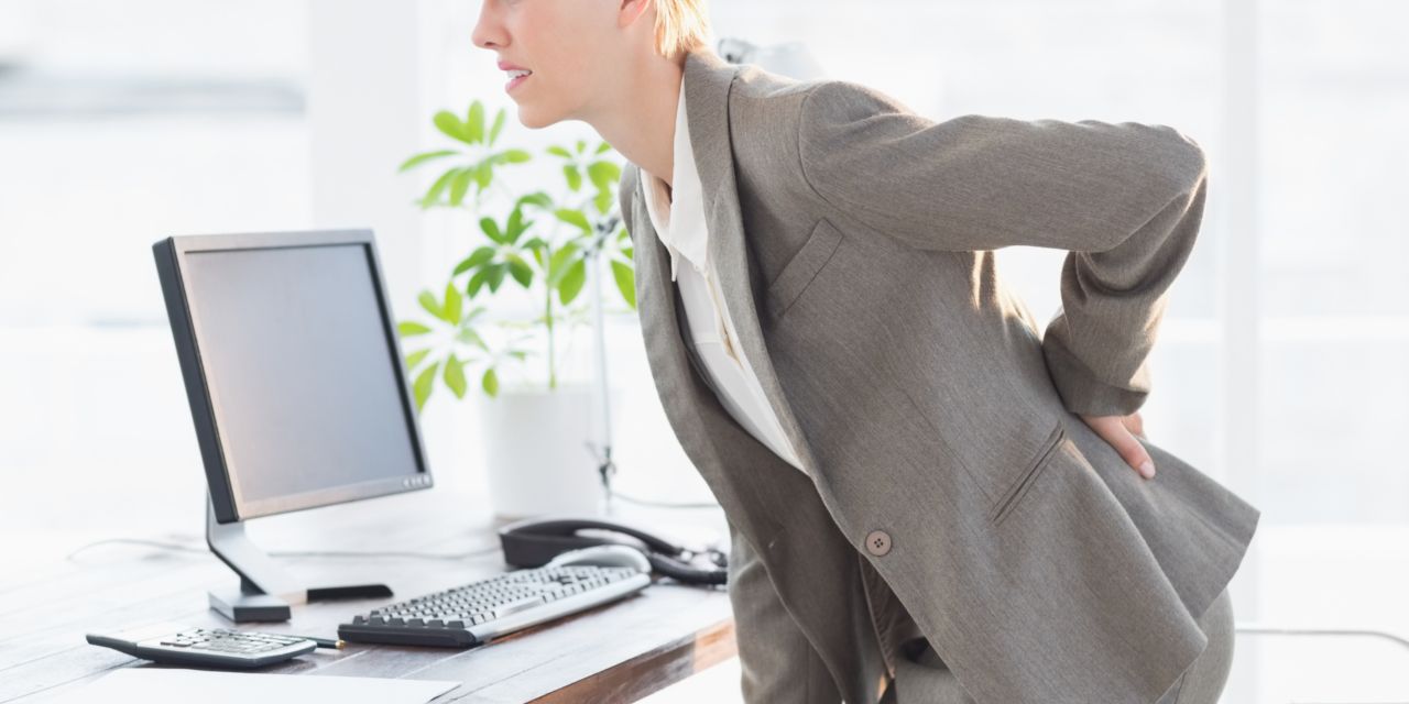 25 de exercitii de detensionare a muschilor atunci cand lucrezi de la birou