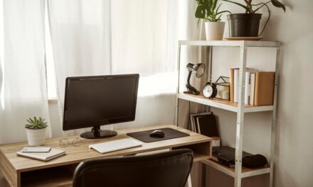 Cum poti sa iti amenajezi acasa un birou frumos si productiv?