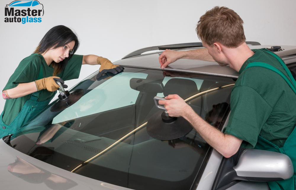 Inlocuire parbriz pentru orice autoturism