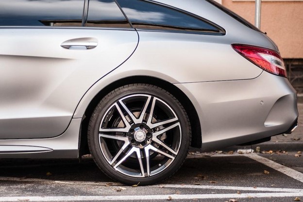 Sfaturi utile pentru alegerea unor anvelope auto de calitate