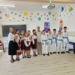 Dan Puric a inaugurat Școala Gimnazială din Costești, renovată de Asociația BookLand