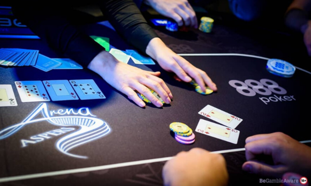 Meseria de dealer de poker: fișa postului și alte detalii importante