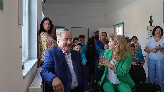 Valentina Fătu și Vasile Muraru au inaugurat Școala Primară din satul Rași, județul Ialomița, renovată de Asociația BookLand