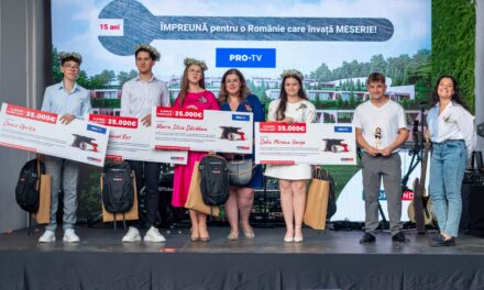 Bursele BookLand, cele mai mari burse educaționale acordate în România (în valoare totală de 140.000 euro) au fost decernate în cadrul Galei BookLand