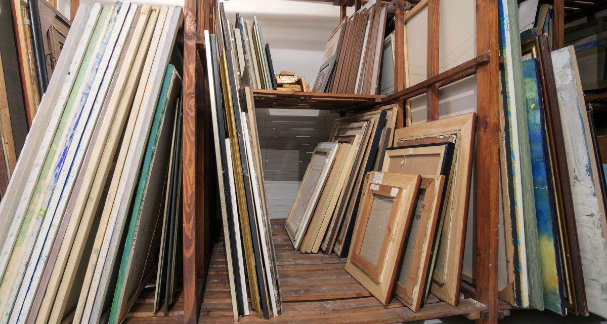 Importanța controlului climatic în spațiile de depozitare pentru colecționari